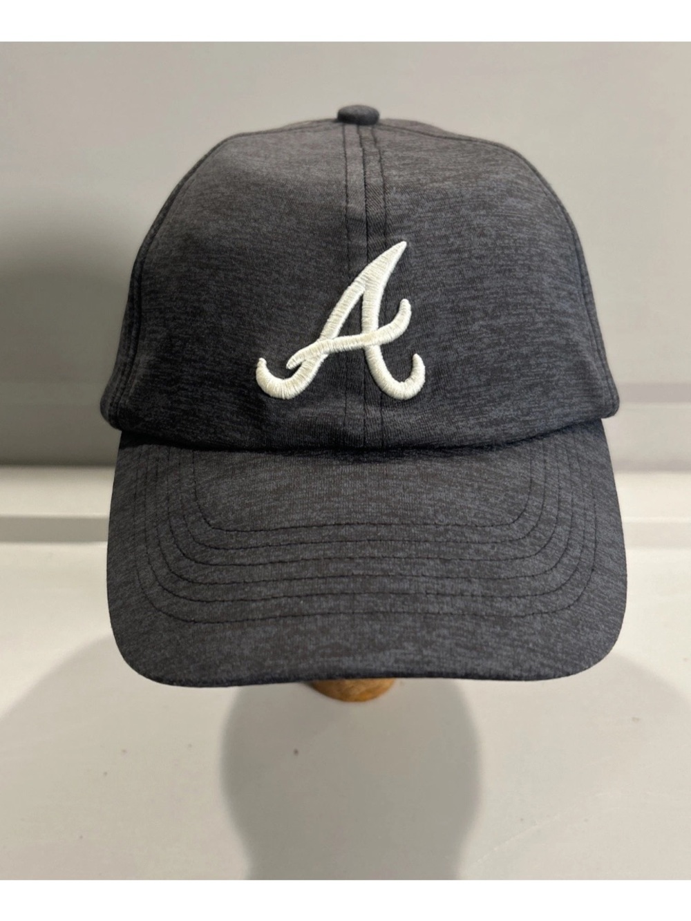 Atlanta Braves Under Armour MLB Embroidered Baseball Cap Hat Adjustable Gray